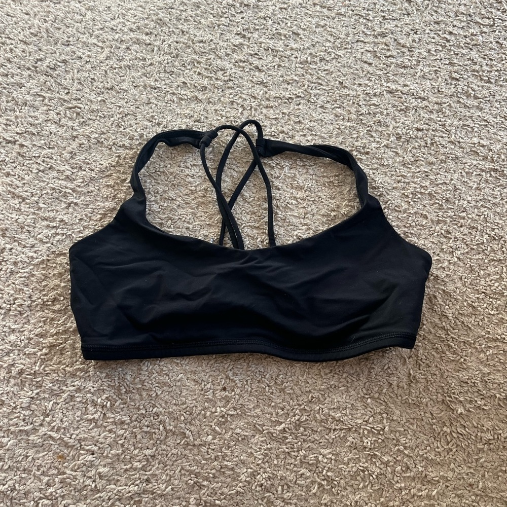 Lululemon sports bra